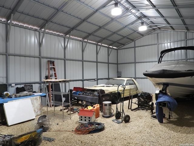 10766 PARK ROAD 37, Lakehills, TX 78063