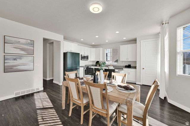 1341 W 650 S, Syracuse, UT 84075