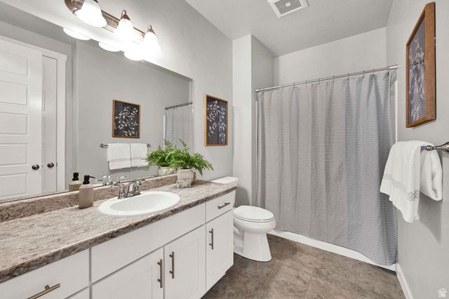 1341 W 650 S, Syracuse, UT 84075