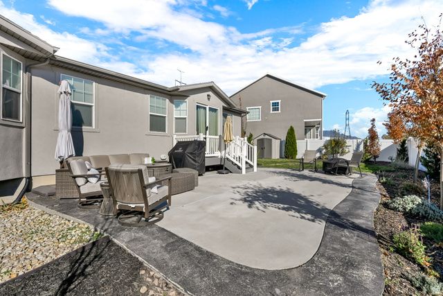 1341 W 650 S, Syracuse, UT 84075