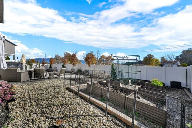 1341 W 650 S, Syracuse, UT 84075