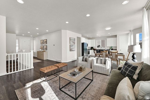 1341 W 650 S, Syracuse, UT 84075