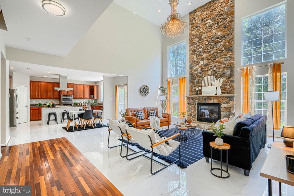 Image 11 of property listing at Address unavailable.