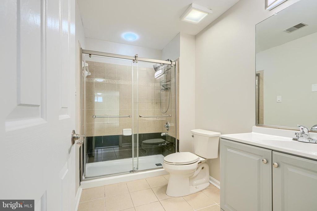 Image 35 of property listing at Address unavailable.