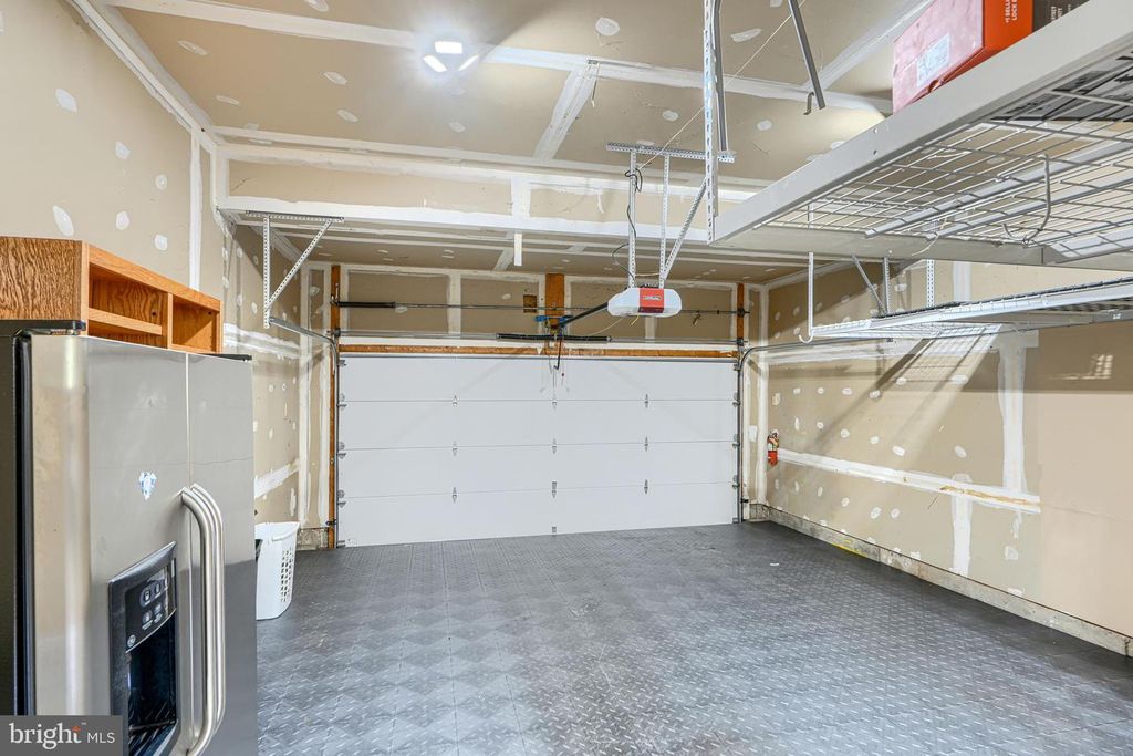 Image 37 of property listing at Address unavailable.