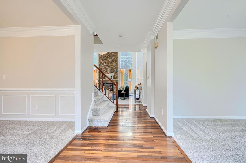 Image 4 of property listing at Address unavailable.