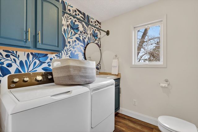 826 Meadow Drive, Wayland, MI 49348