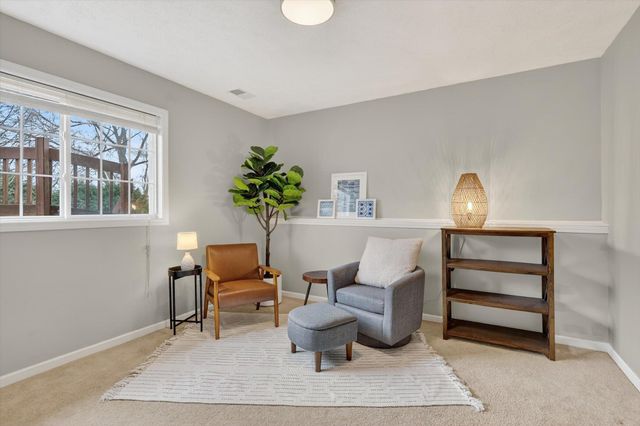 826 Meadow Drive, Wayland, MI 49348