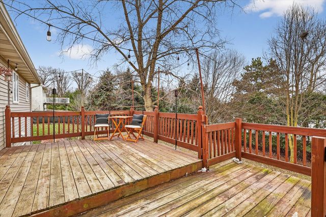 826 Meadow Drive, Wayland, MI 49348