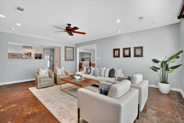 1212 Country Club Dr, Midland, TX 79701