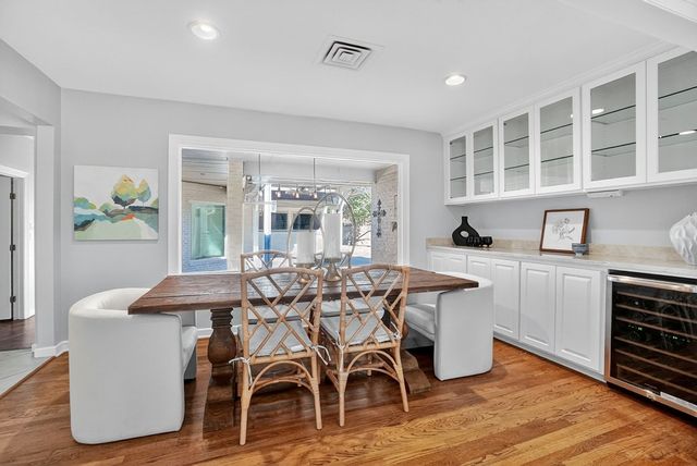 1212 Country Club Dr, Midland, TX 79701