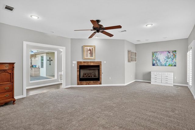 1212 Country Club Dr, Midland, TX 79701