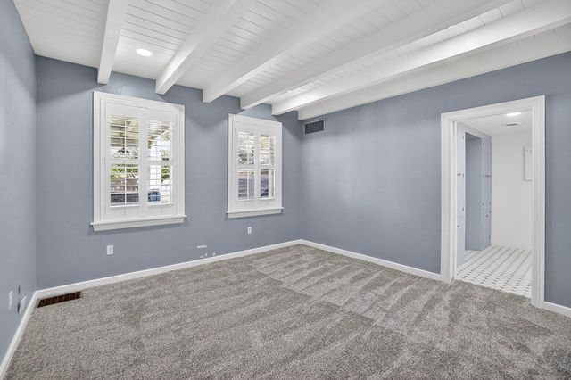 1212 Country Club Dr, Midland, TX 79701