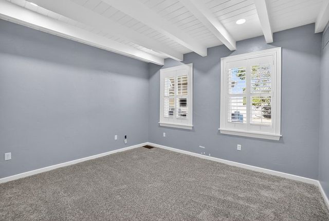 1212 Country Club Dr, Midland, TX 79701