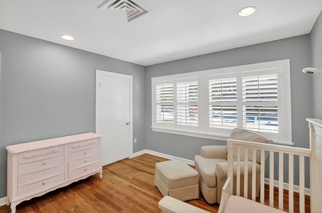 1212 Country Club Dr, Midland, TX 79701