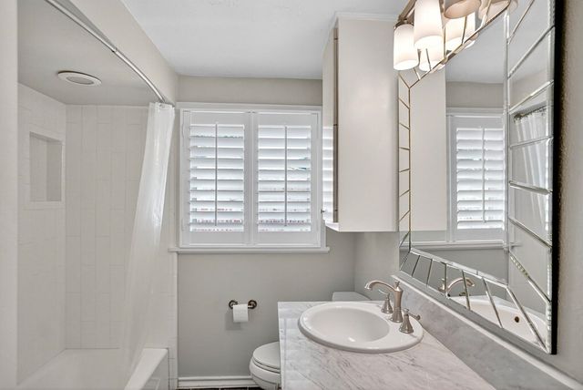 1212 Country Club Dr, Midland, TX 79701