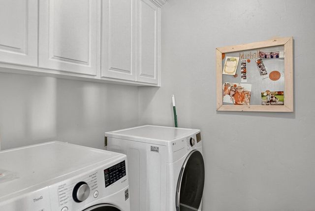 1212 Country Club Dr, Midland, TX 79701