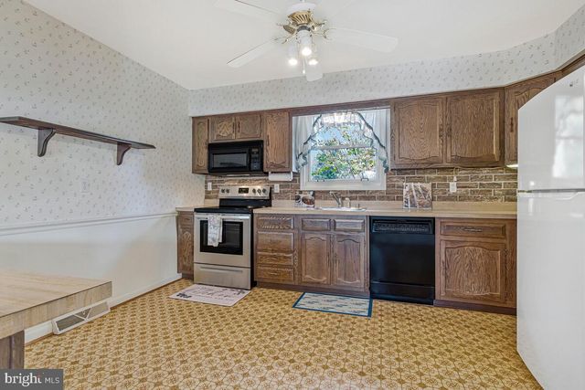 3925 SHAMROCK CT, Port Republic, MD 20676