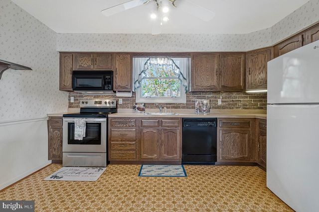 3925 SHAMROCK CT, Port Republic, MD 20676