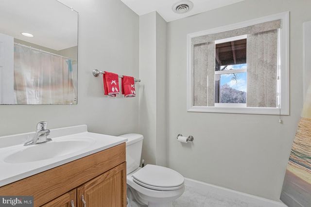 3925 SHAMROCK CT, Port Republic, MD 20676