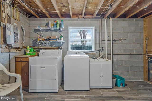 3925 SHAMROCK CT, Port Republic, MD 20676