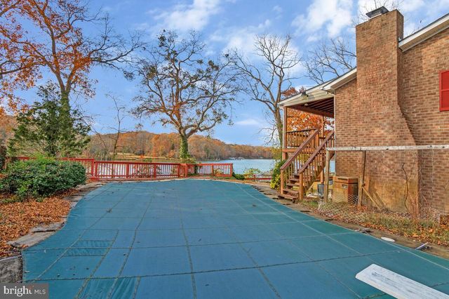 3925 SHAMROCK CT, Port Republic, MD 20676