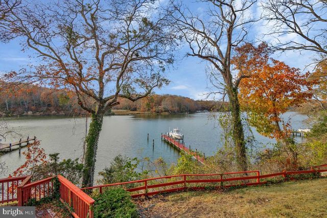 3925 SHAMROCK CT, Port Republic, MD 20676