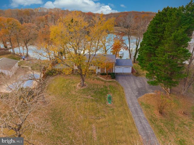 3925 SHAMROCK CT, Port Republic, MD 20676