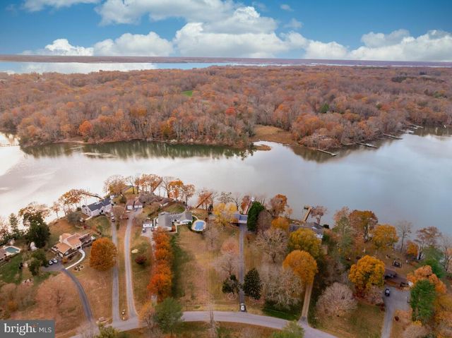 3925 SHAMROCK CT, Port Republic, MD 20676