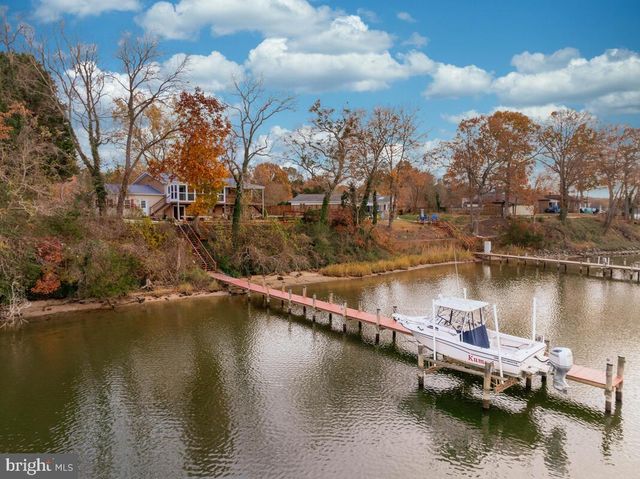 3925 SHAMROCK CT, Port Republic, MD 20676