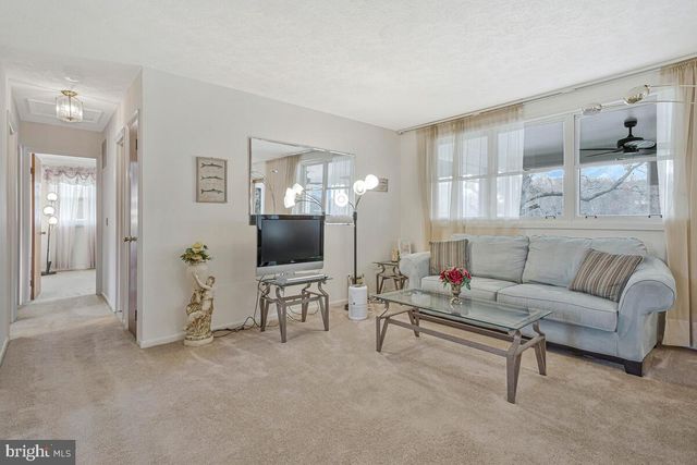 3925 SHAMROCK CT, Port Republic, MD 20676