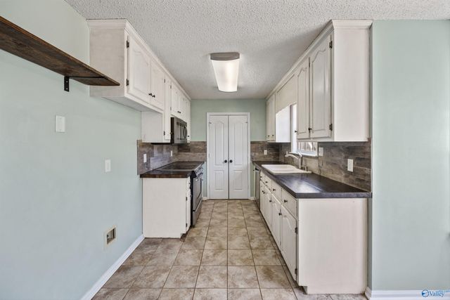 29771 Little Creek Road, Ardmore, AL 35739