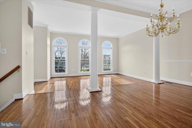 4184 GOVERNOR YEARDLEY LN, Fairfax, VA 22030