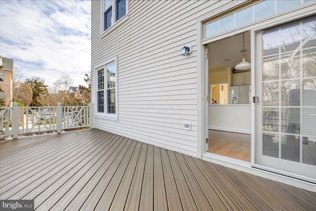 4184 GOVERNOR YEARDLEY LN, Fairfax, VA 22030