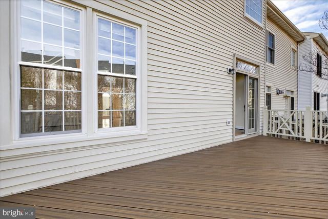 4184 GOVERNOR YEARDLEY LN, Fairfax, VA 22030