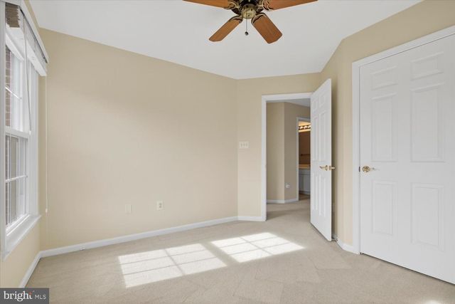 4184 GOVERNOR YEARDLEY LN, Fairfax, VA 22030