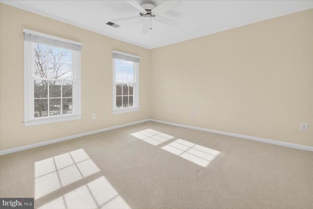 4184 GOVERNOR YEARDLEY LN, Fairfax, VA 22030