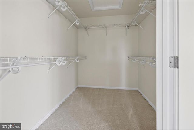 4184 GOVERNOR YEARDLEY LN, Fairfax, VA 22030