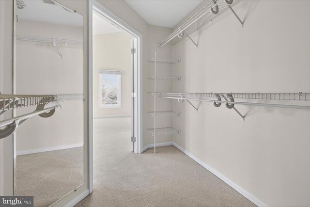 4184 GOVERNOR YEARDLEY LN, Fairfax, VA 22030