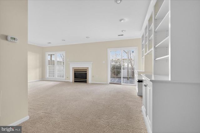 4184 GOVERNOR YEARDLEY LN, Fairfax, VA 22030