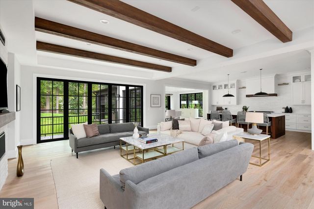 1446 COLA DR, Mclean, VA 22101