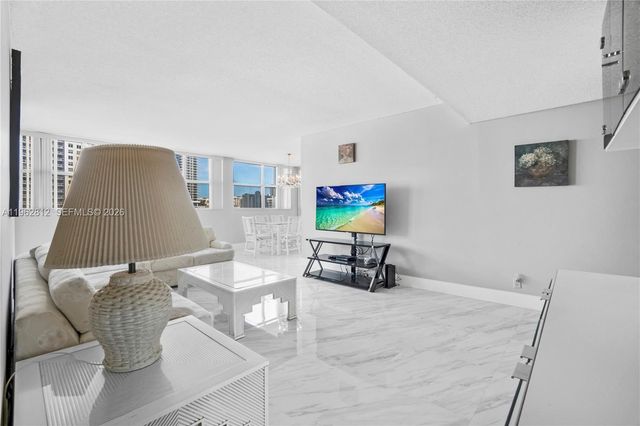 100 Golden Isles Dr 808, Hallandale Beach, FL 33009