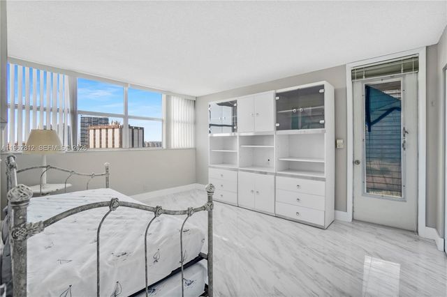 100 Golden Isles Dr 808, Hallandale Beach, FL 33009