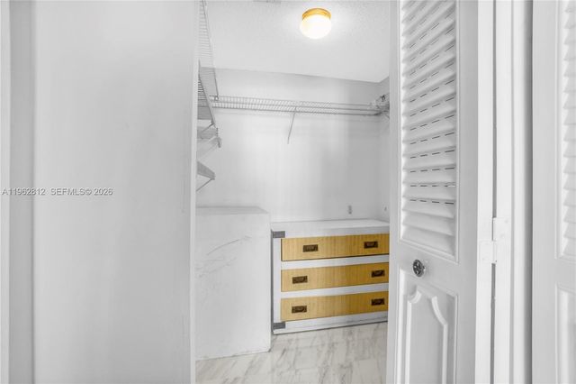 100 Golden Isles Dr 808, Hallandale Beach, FL 33009