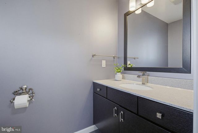 918 JADE AVE, Lancaster, PA 17601