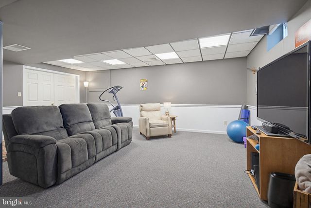918 JADE AVE, Lancaster, PA 17601