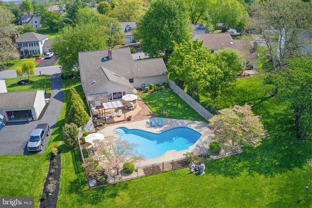 918 JADE AVE, Lancaster, PA 17601