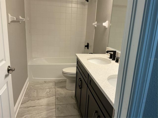 19457 REDWOOD POINT DRIVE, Tampa, FL 33647