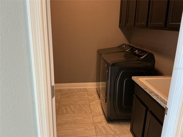 19457 REDWOOD POINT DRIVE, Tampa, FL 33647