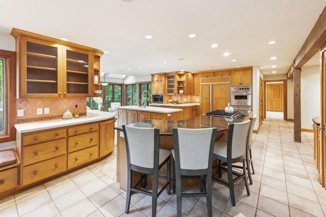 9910 N Corey LANE, Mequon, WI 53092